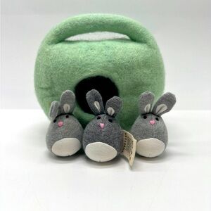 Lovevery Bunnies In A Felt Burrow Babbler Play Kit
